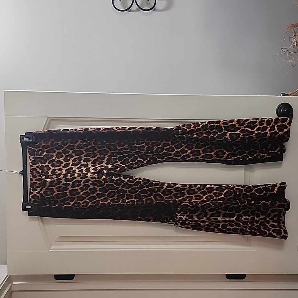 Adorable cheetah flare lead pants